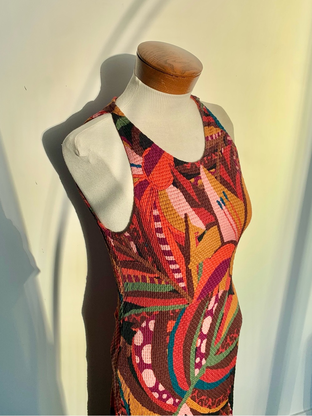 FARM Rio Red Multicolor Abstract Knit Maxi Dress - Picture 4 of 6